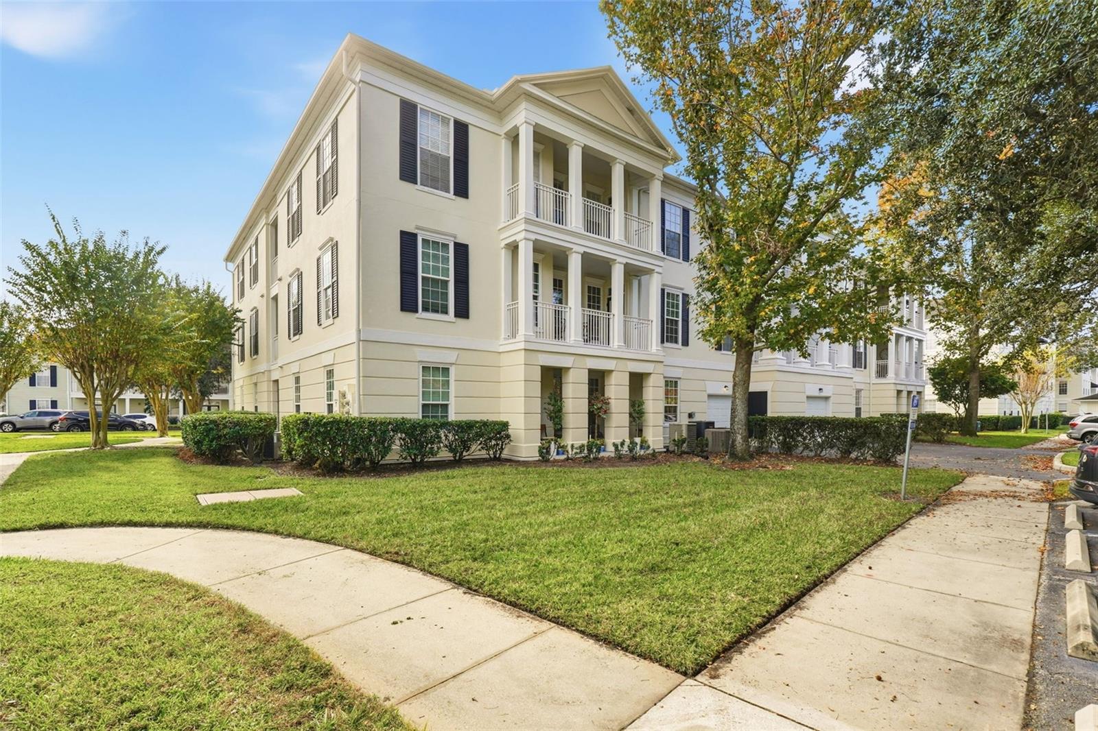 Image 6 of 35 For 231 Goldenrain Drive 101