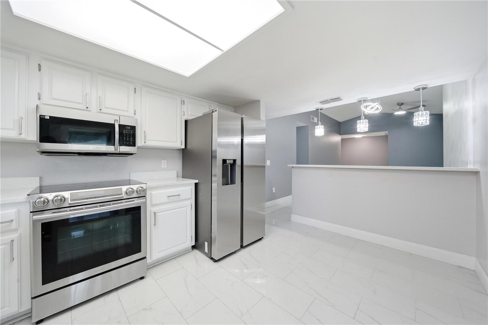 Image 13 of 33 For 11373 Darlington Drive