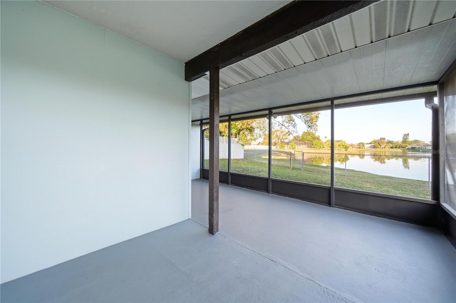 Image 21 of 33 For 11373 Darlington Drive