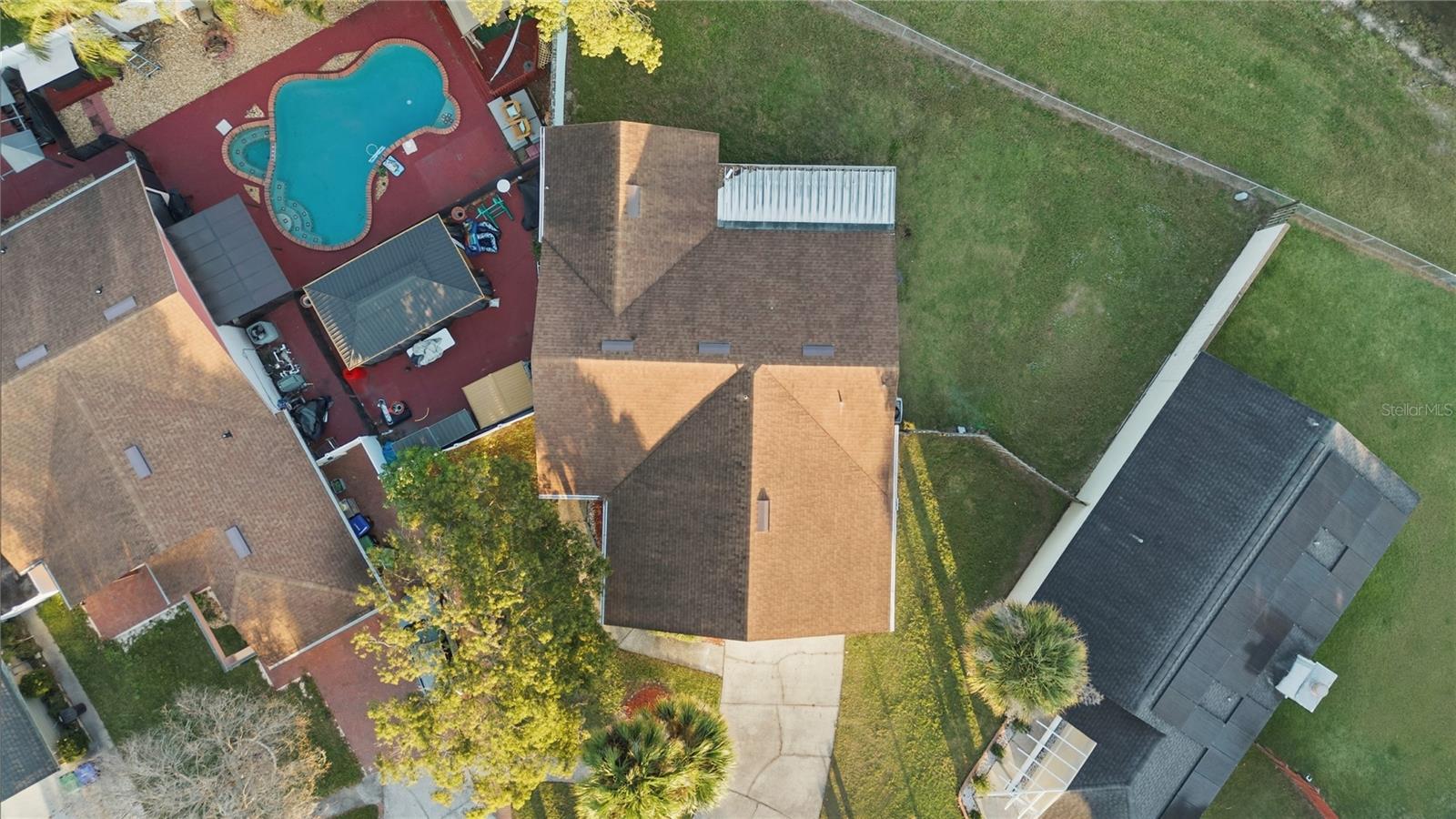 Image 28 of 33 For 11373 Darlington Drive