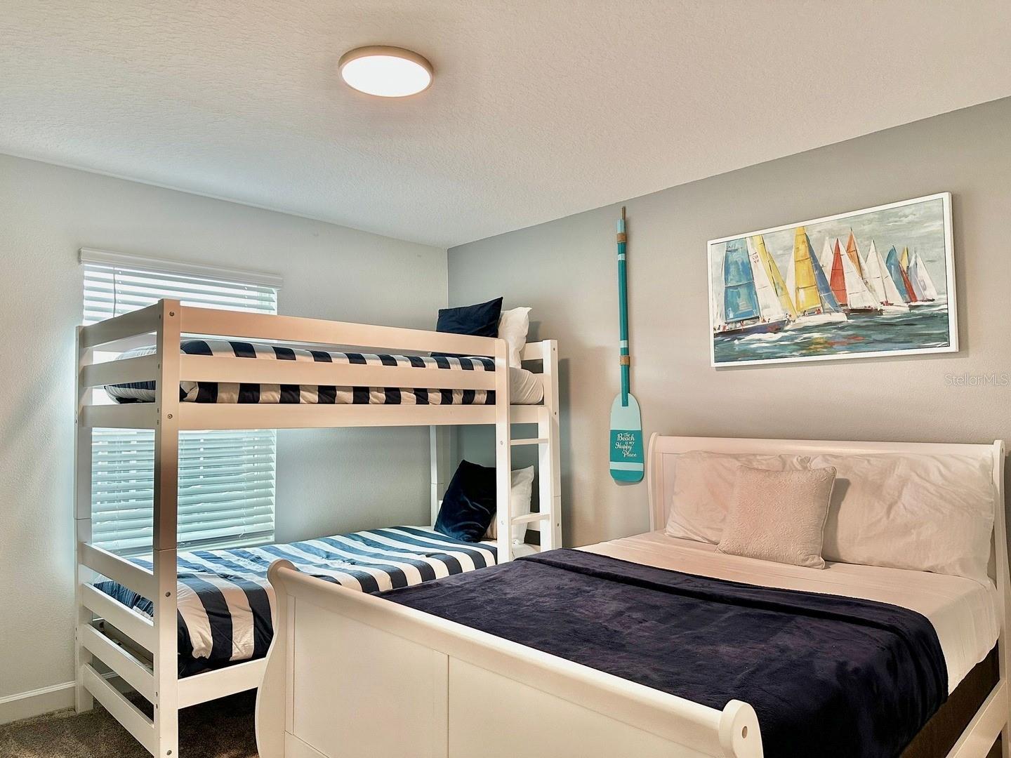 Image 8 of 13 For 956 Leader Street