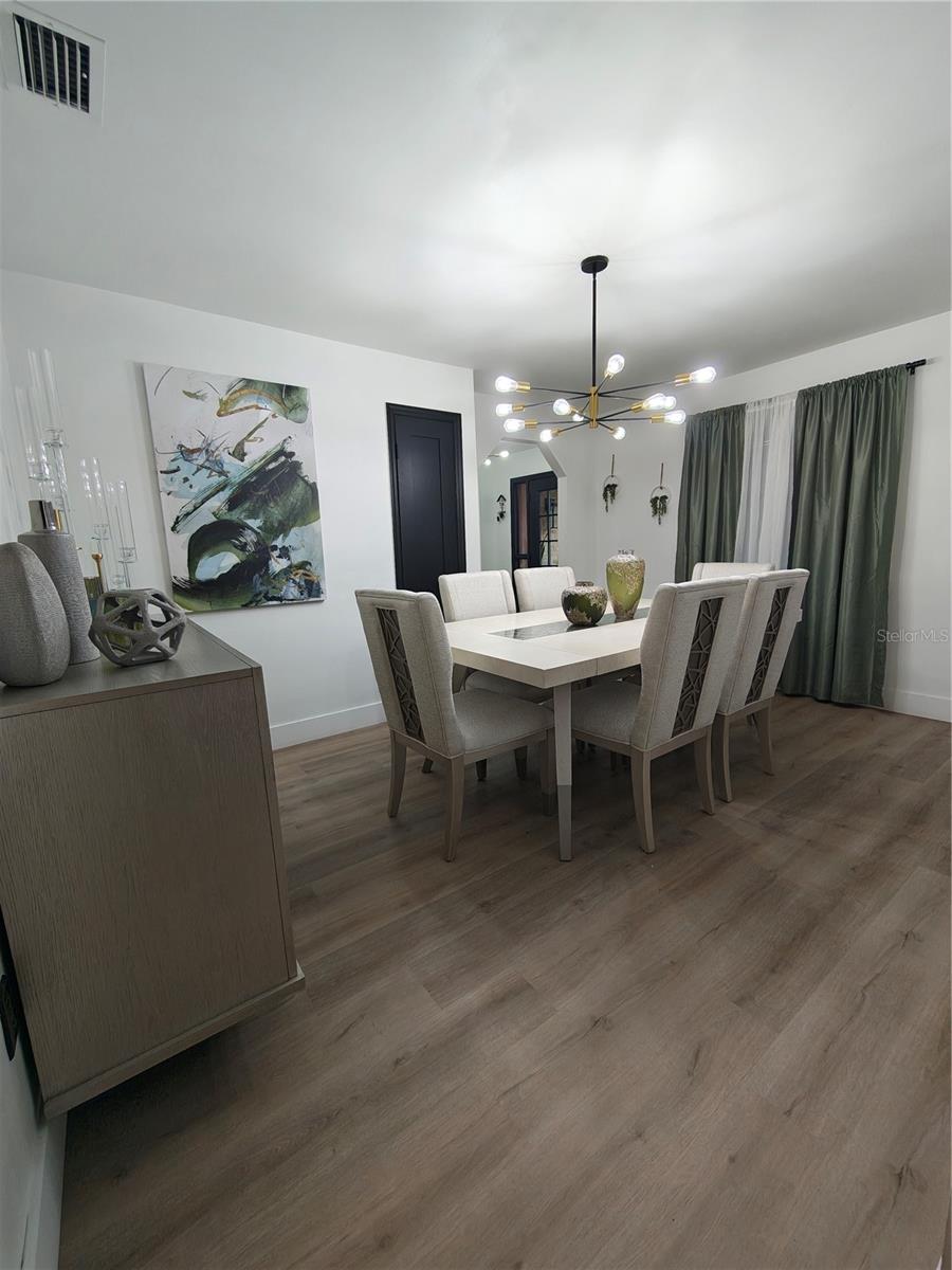 Image 34 of 53 For 820 Wekiwa Springs Road