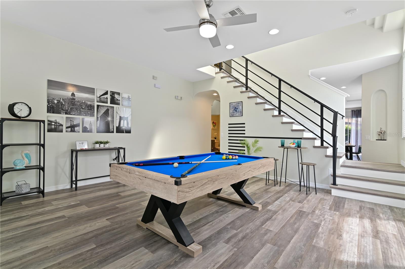 Image 10 of 79 For 16640 Palm Spring Drive