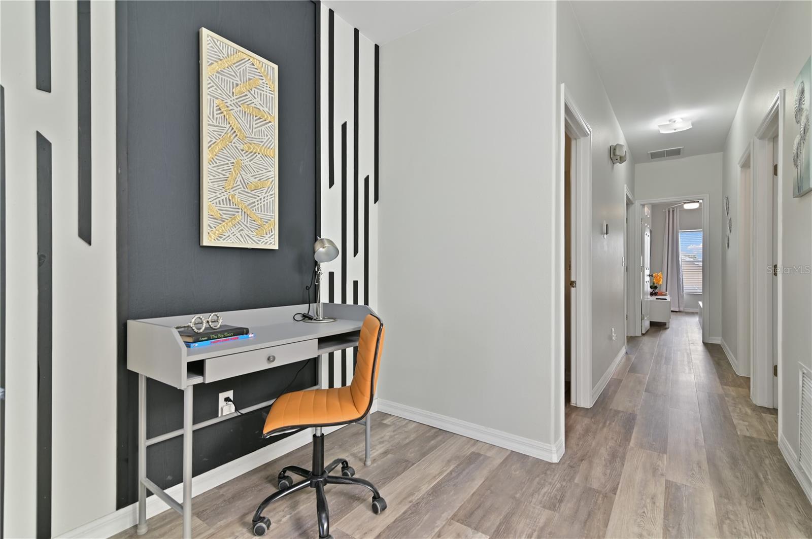 Image 43 of 79 For 16640 Palm Spring Drive