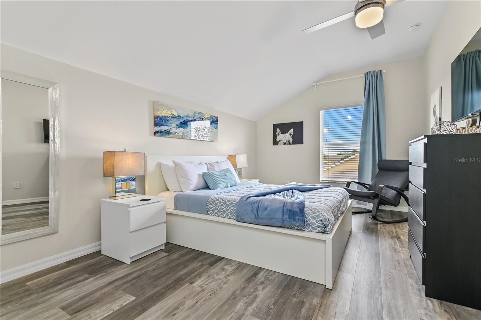 Image 46 of 79 For 16640 Palm Spring Drive