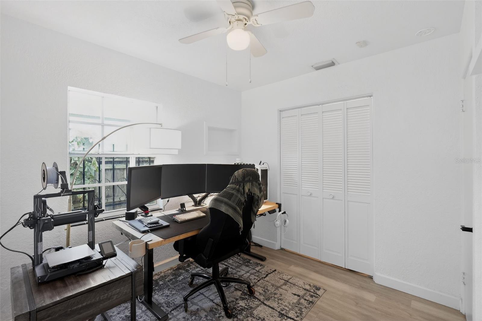 Image 16 of 19 For 700 28th Street