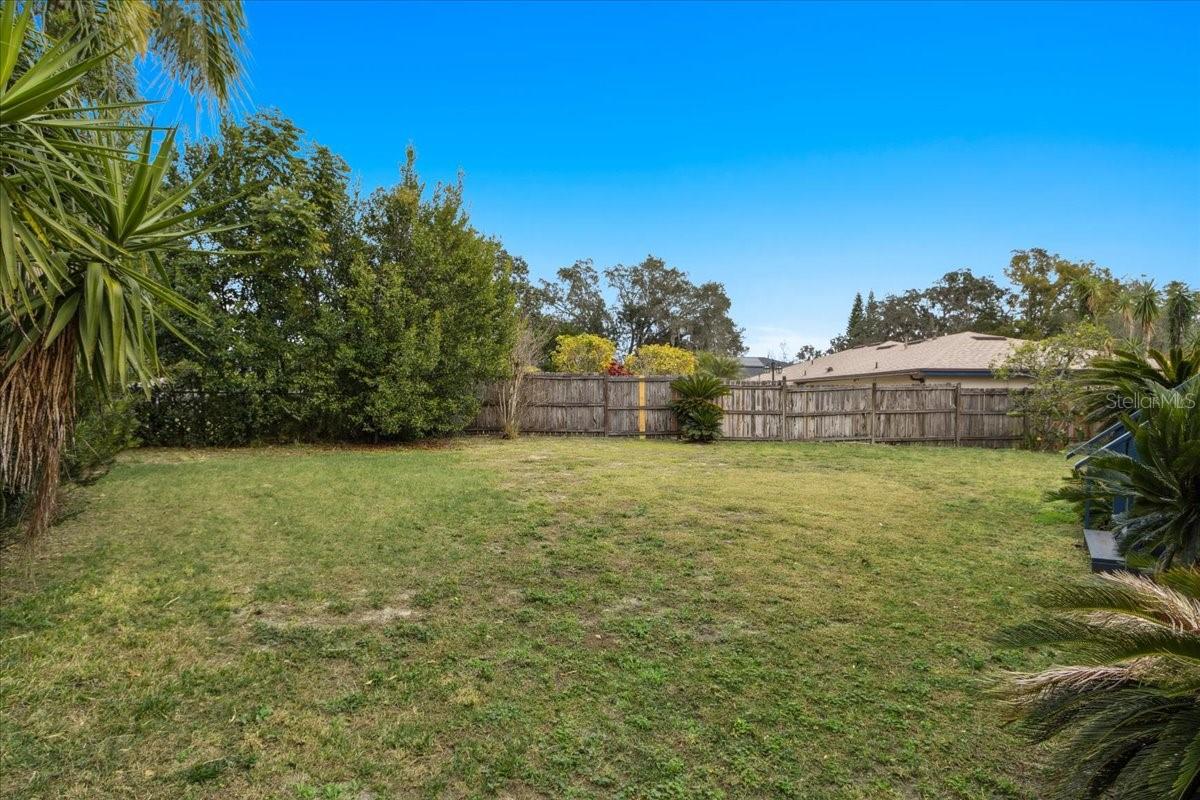 Image 21 of 22 For 521 Brookside Circle