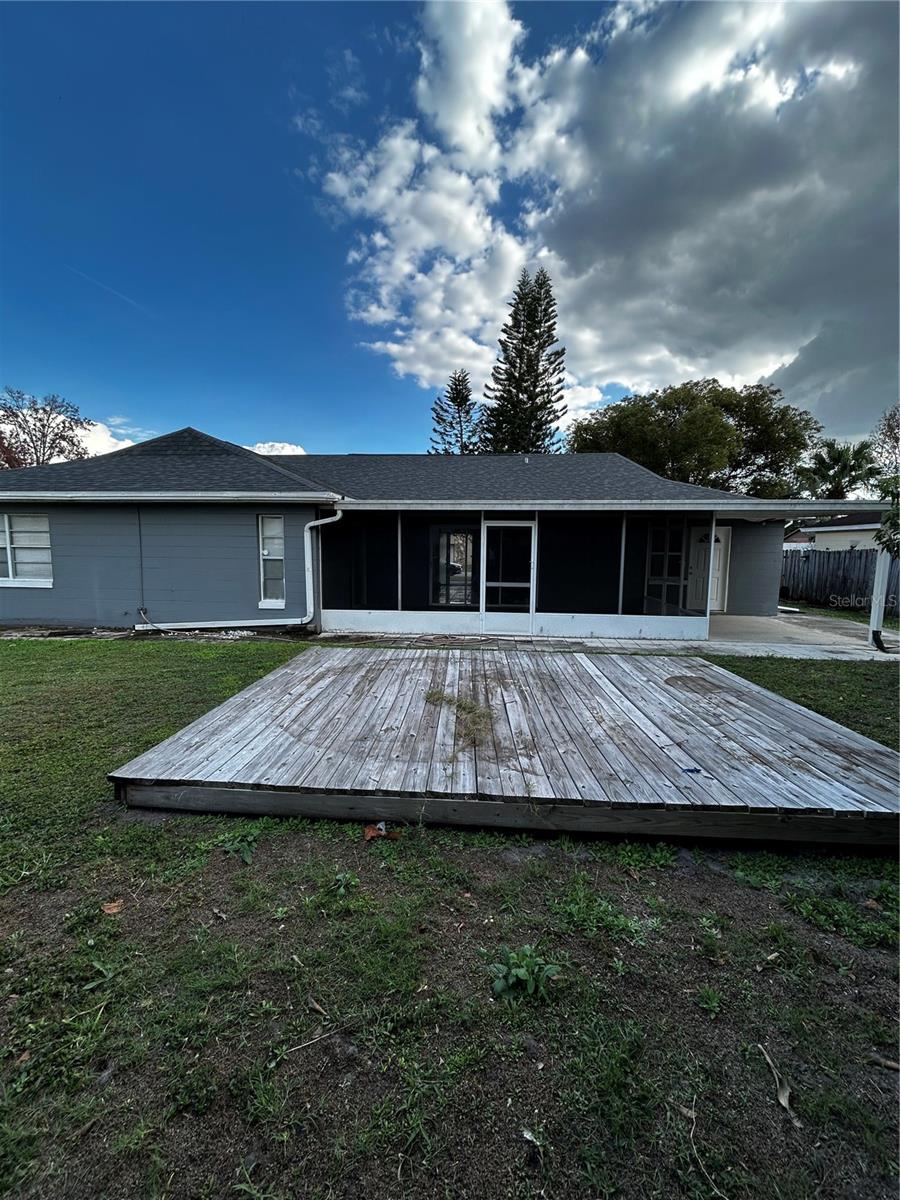 Image 17 of 65 For 12104 Florida Woods Lane