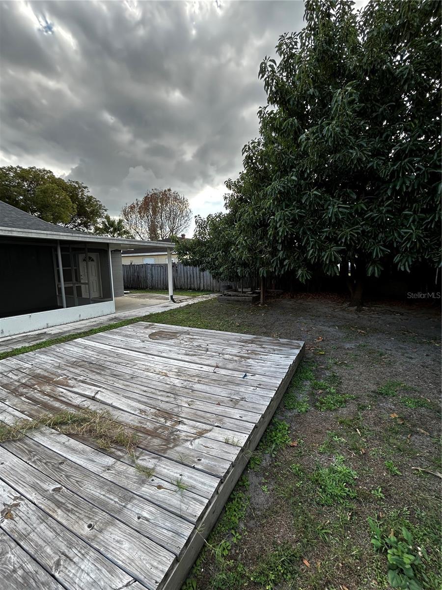 Image 20 of 65 For 12104 Florida Woods Lane