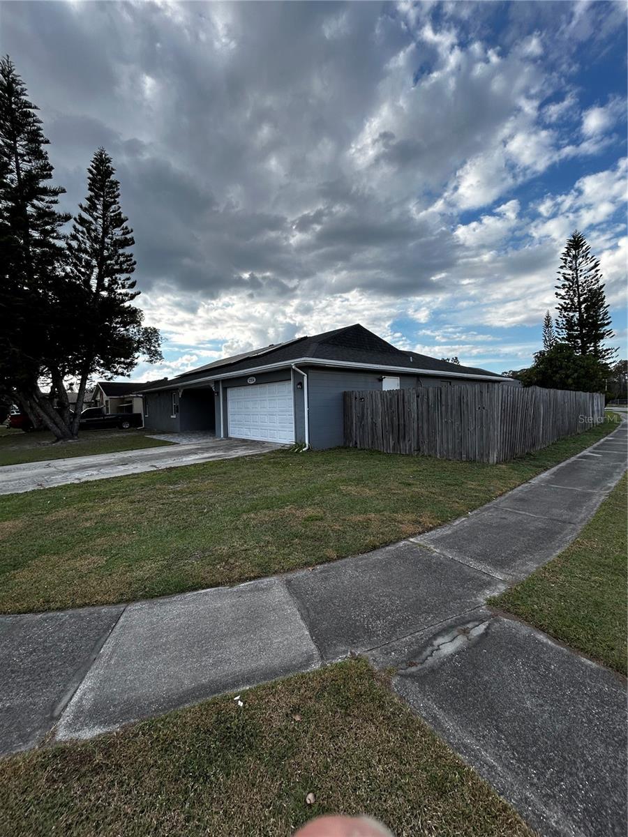 Image 41 of 65 For 12104 Florida Woods Lane