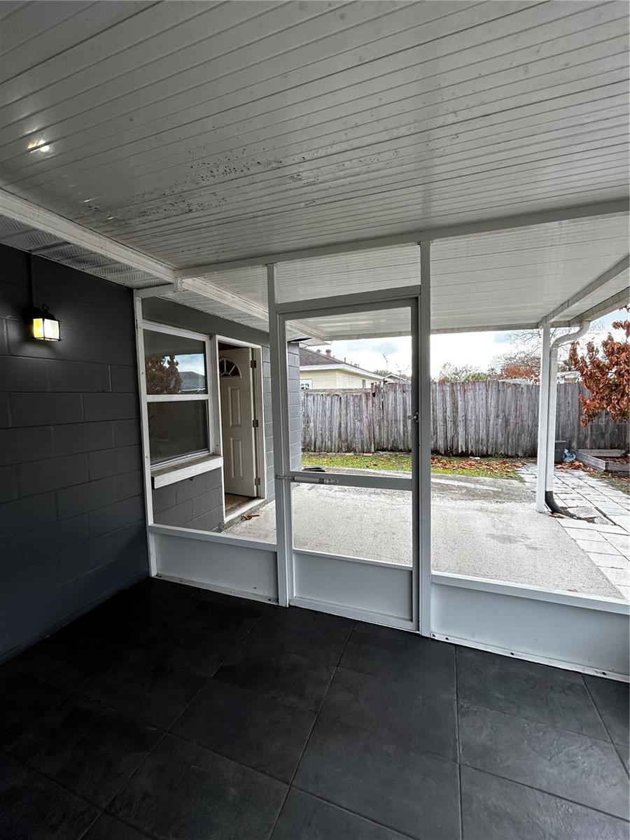 Image 60 of 65 For 12104 Florida Woods Lane