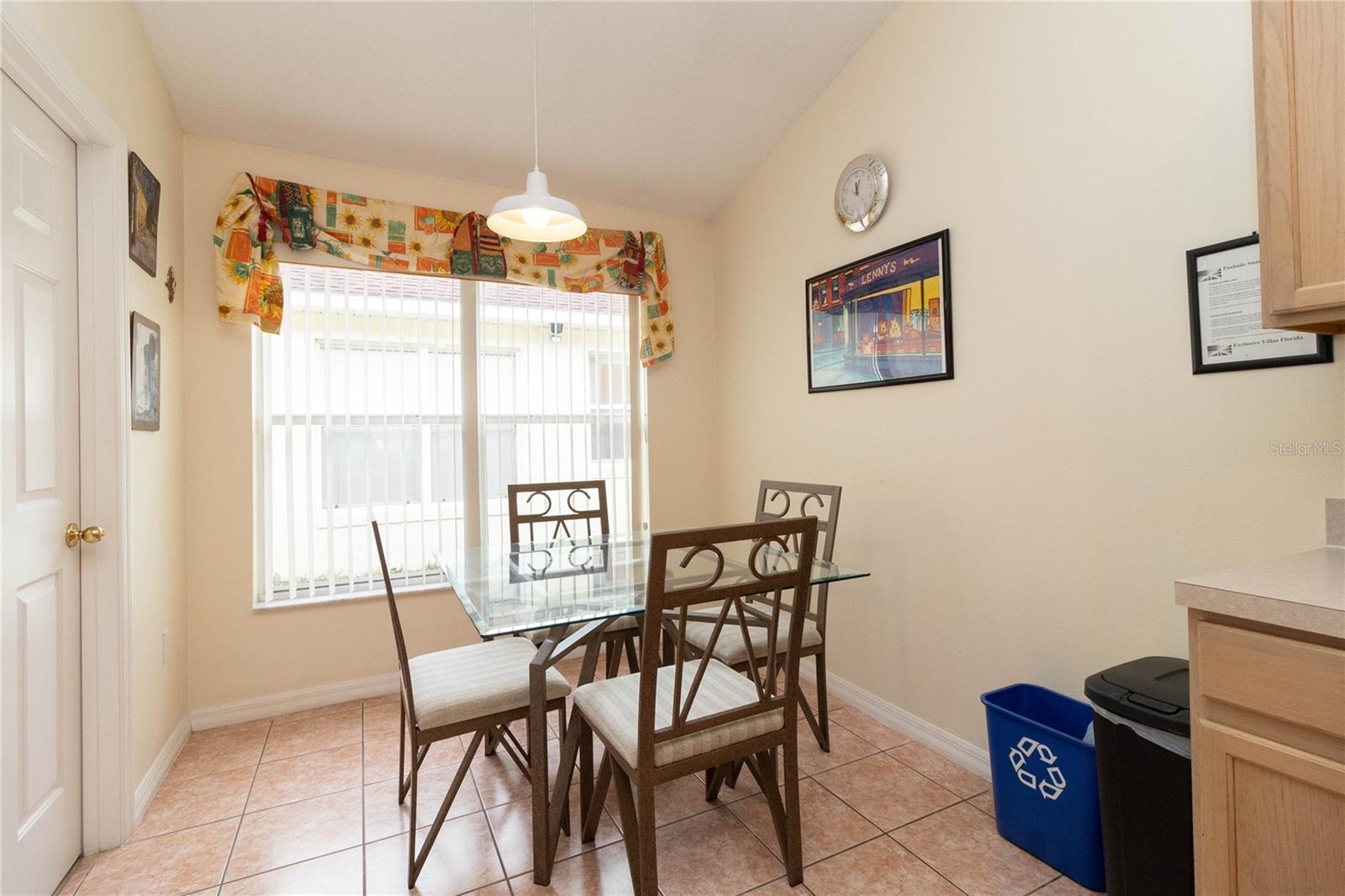 Image 12 of 35 For 4626 Eagle Peak Drive