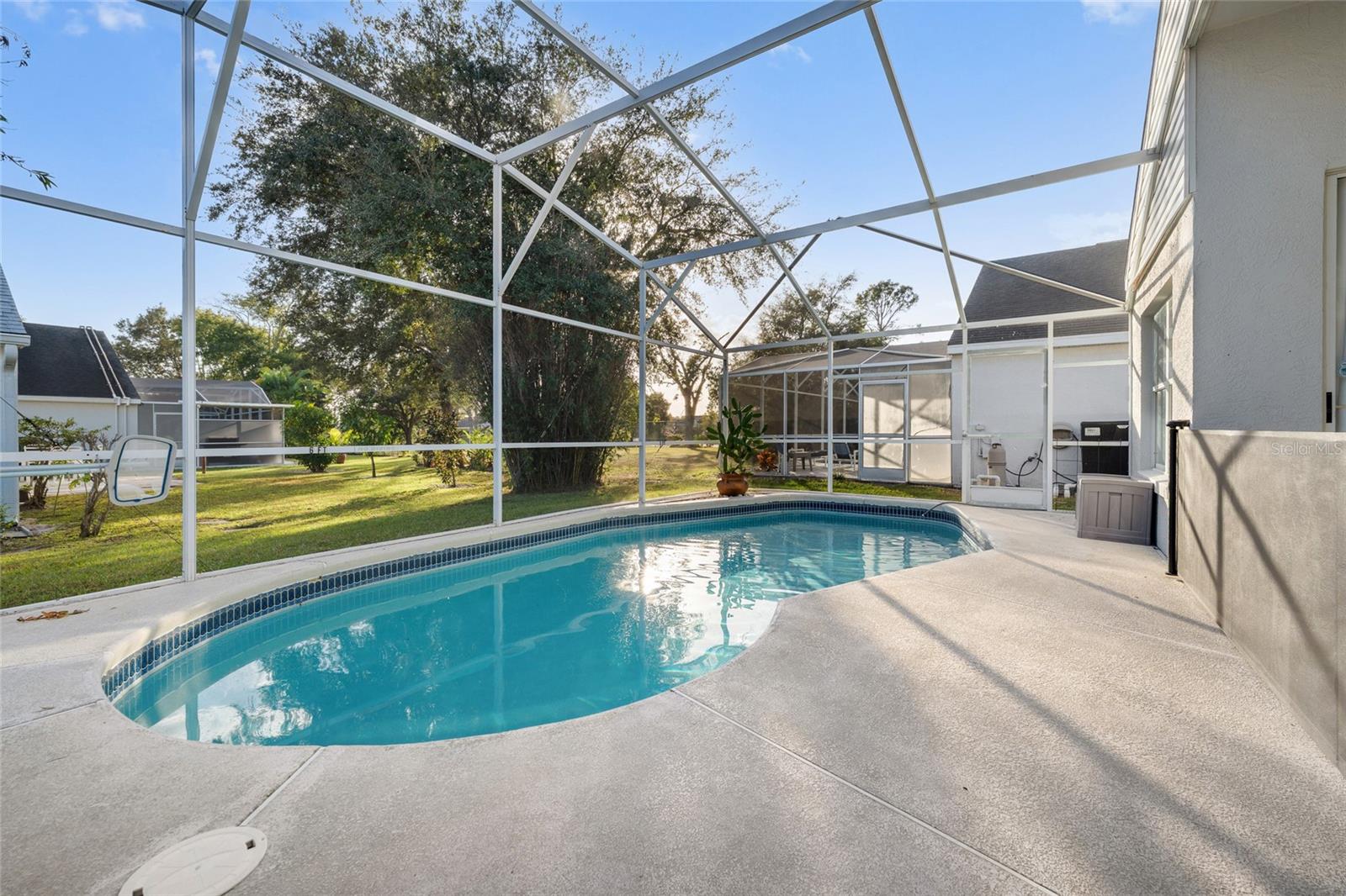 Image 21 of 46 For 4902 Monarch Lane