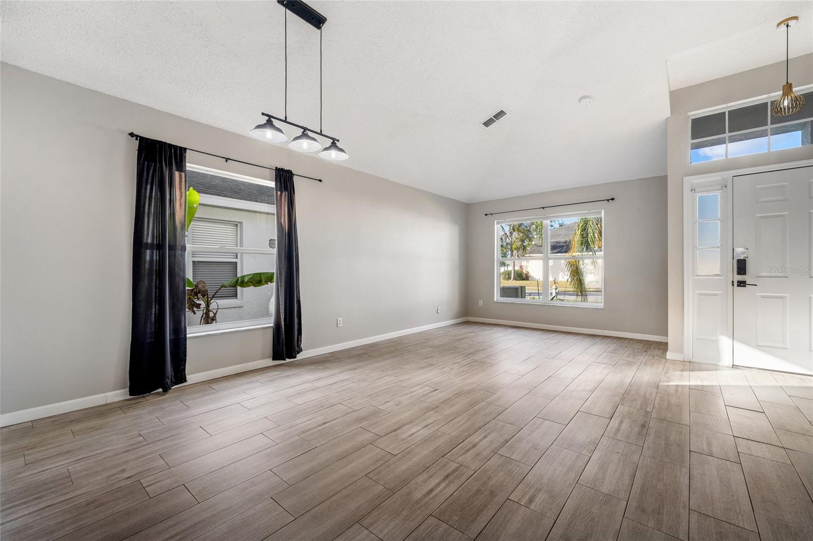 Image 8 of 46 For 4902 Monarch Lane