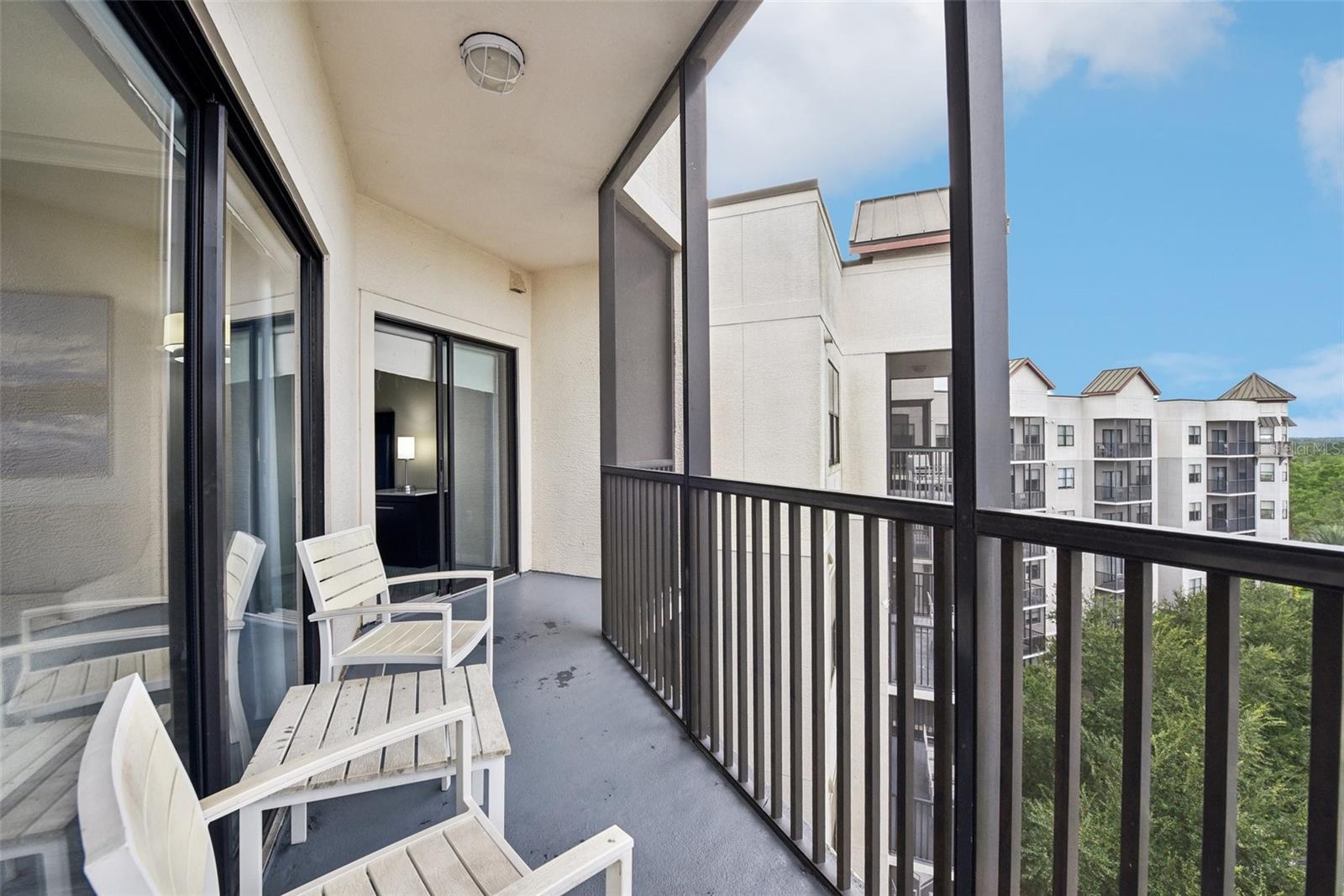 Image 27 of 31 For 14501 Grove Resort Avenue 1746