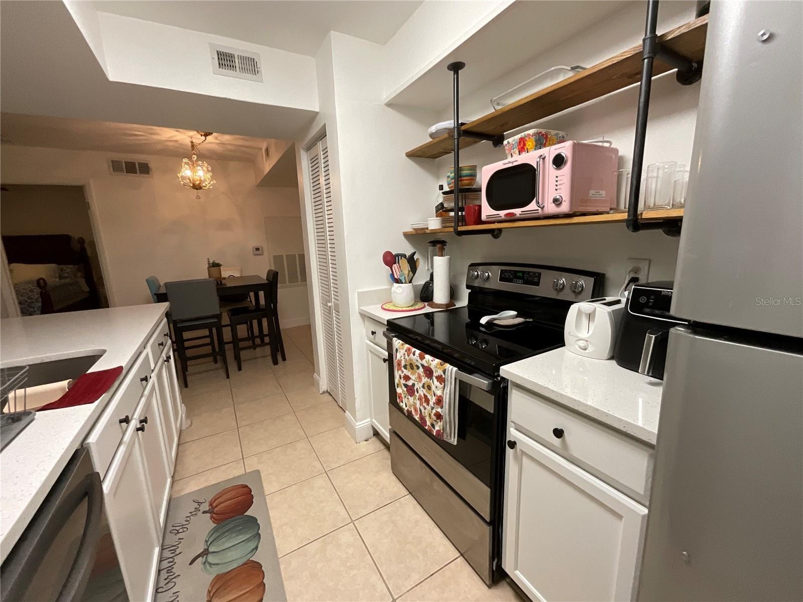 Image 12 of 45 For 3028 Parkway Boulevard 105