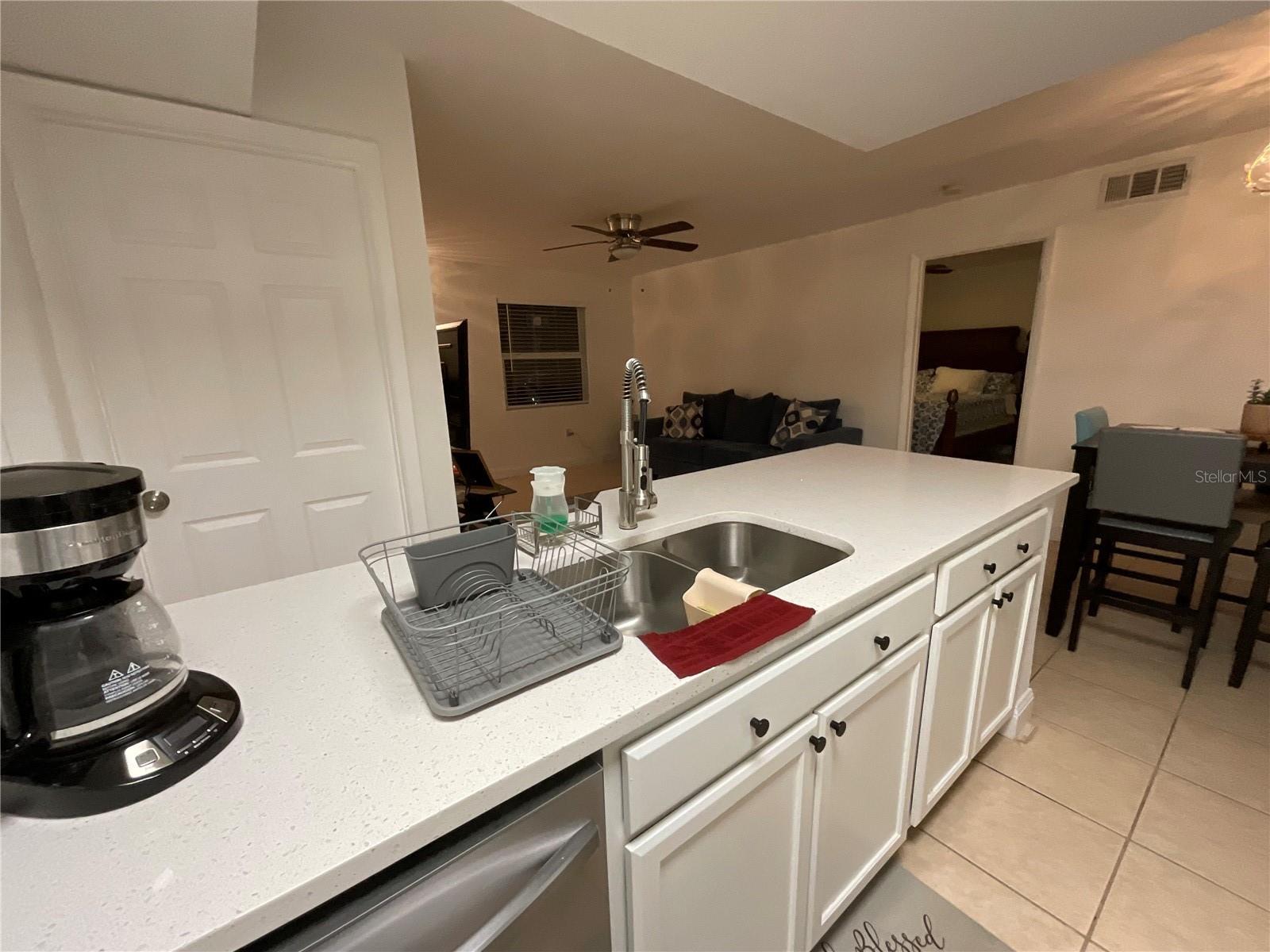 Image 13 of 45 For 3028 Parkway Boulevard 105