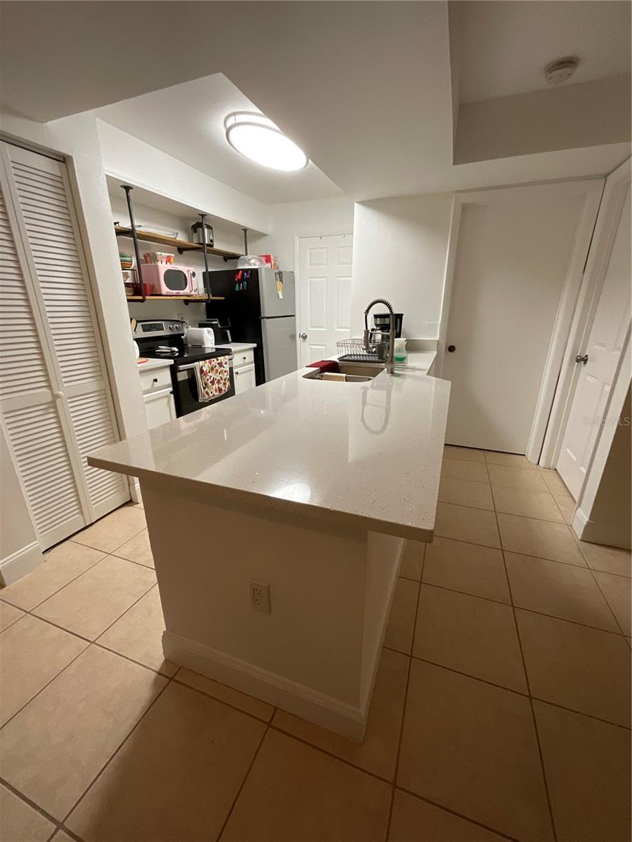 Image 14 of 45 For 3028 Parkway Boulevard 105