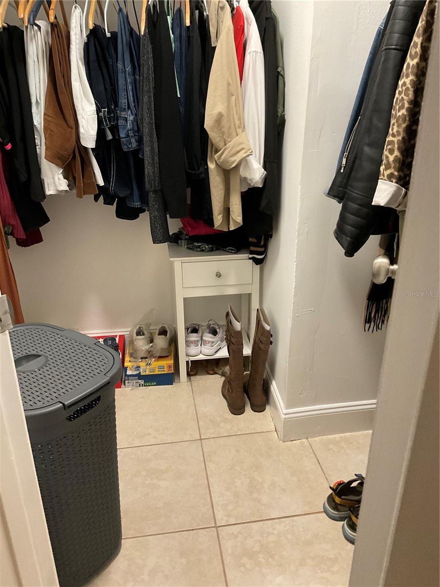 Image 19 of 45 For 3028 Parkway Boulevard 105