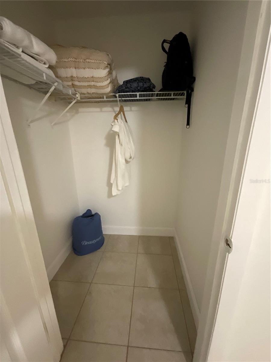 Image 23 of 45 For 3028 Parkway Boulevard 105