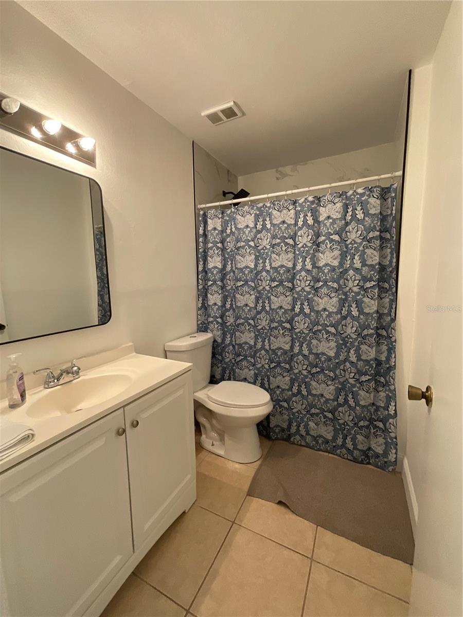 Image 25 of 45 For 3028 Parkway Boulevard 105