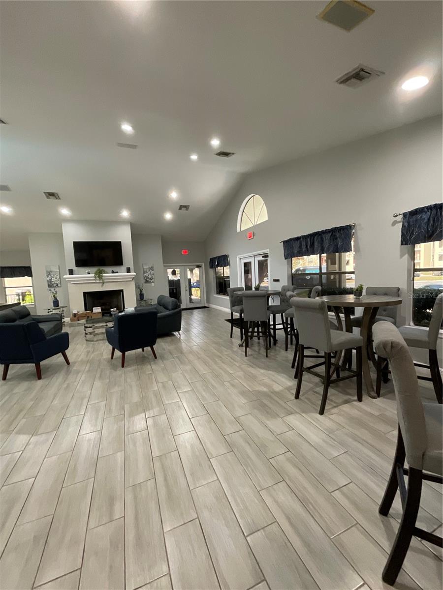 Image 34 of 45 For 3028 Parkway Boulevard 105