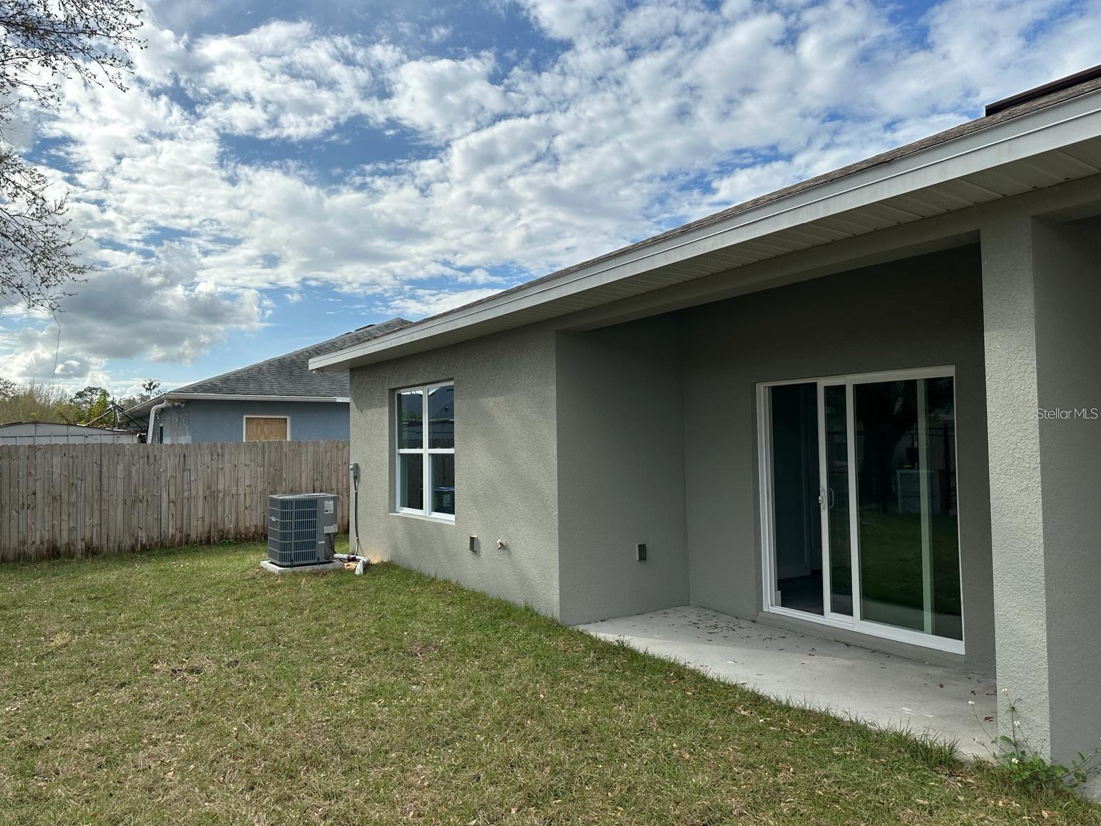 Image 13 of 13 For 439 Albatross Court B