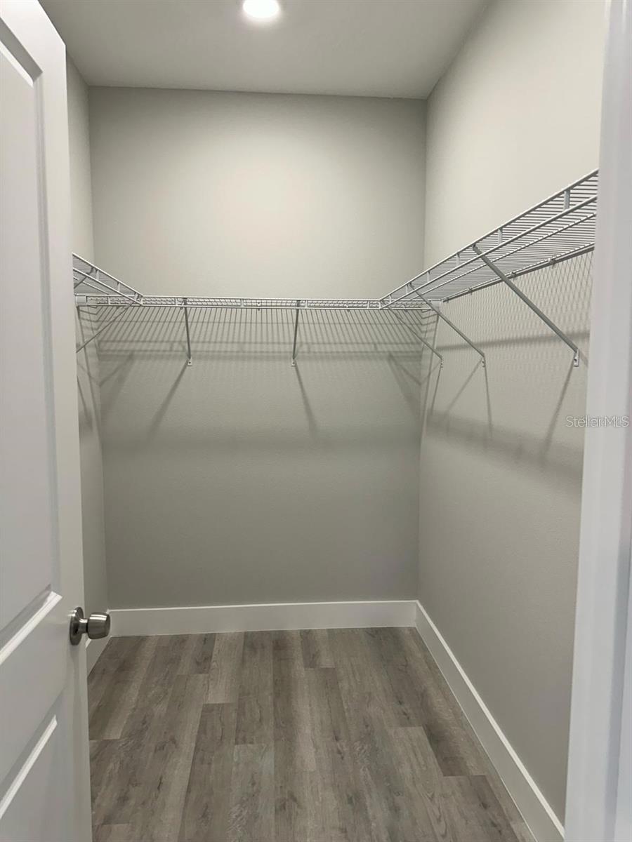 Image 3 of 13 For 439 Albatross Court B