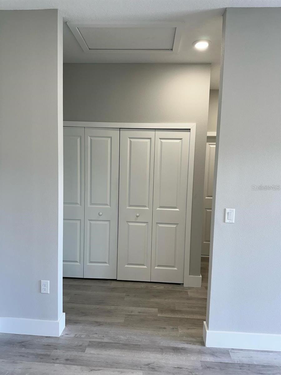 Image 9 of 13 For 439 Albatross Court B