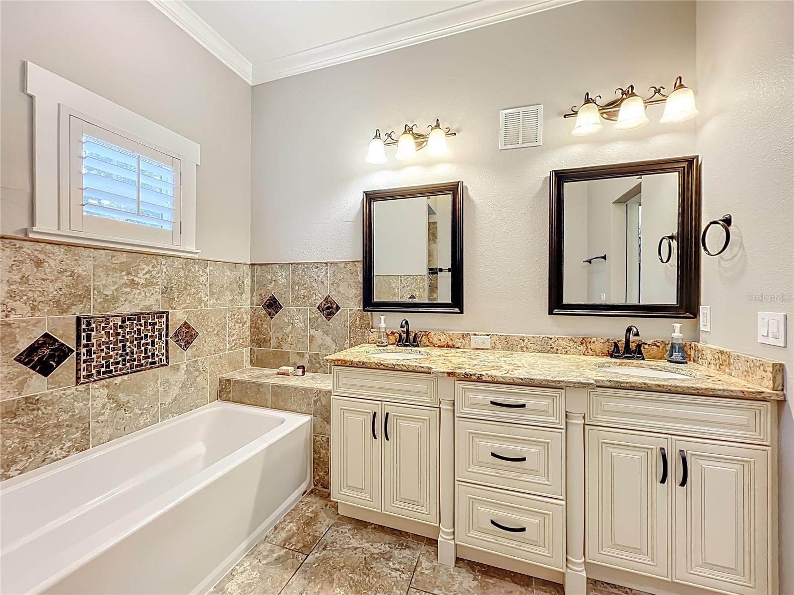 Image 28 of 55 For 1513 Pinecrest Place