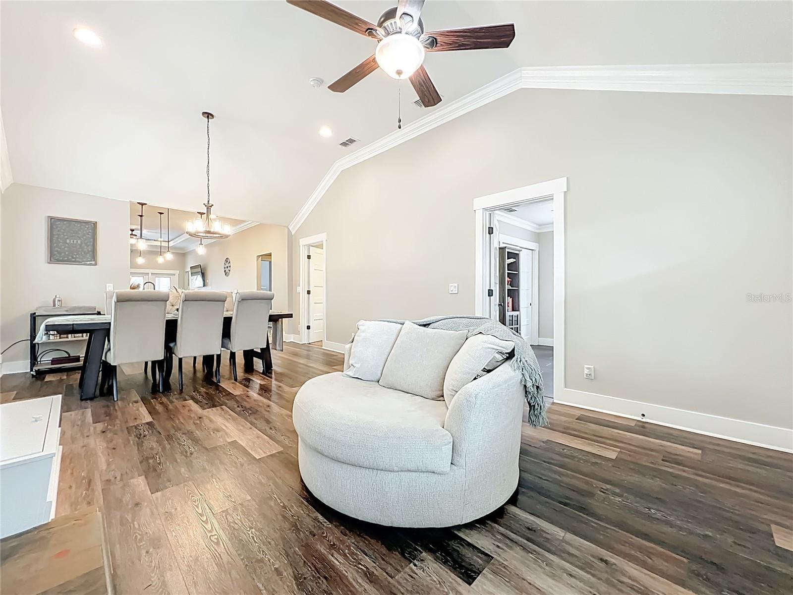 Image 8 of 55 For 1513 Pinecrest Place