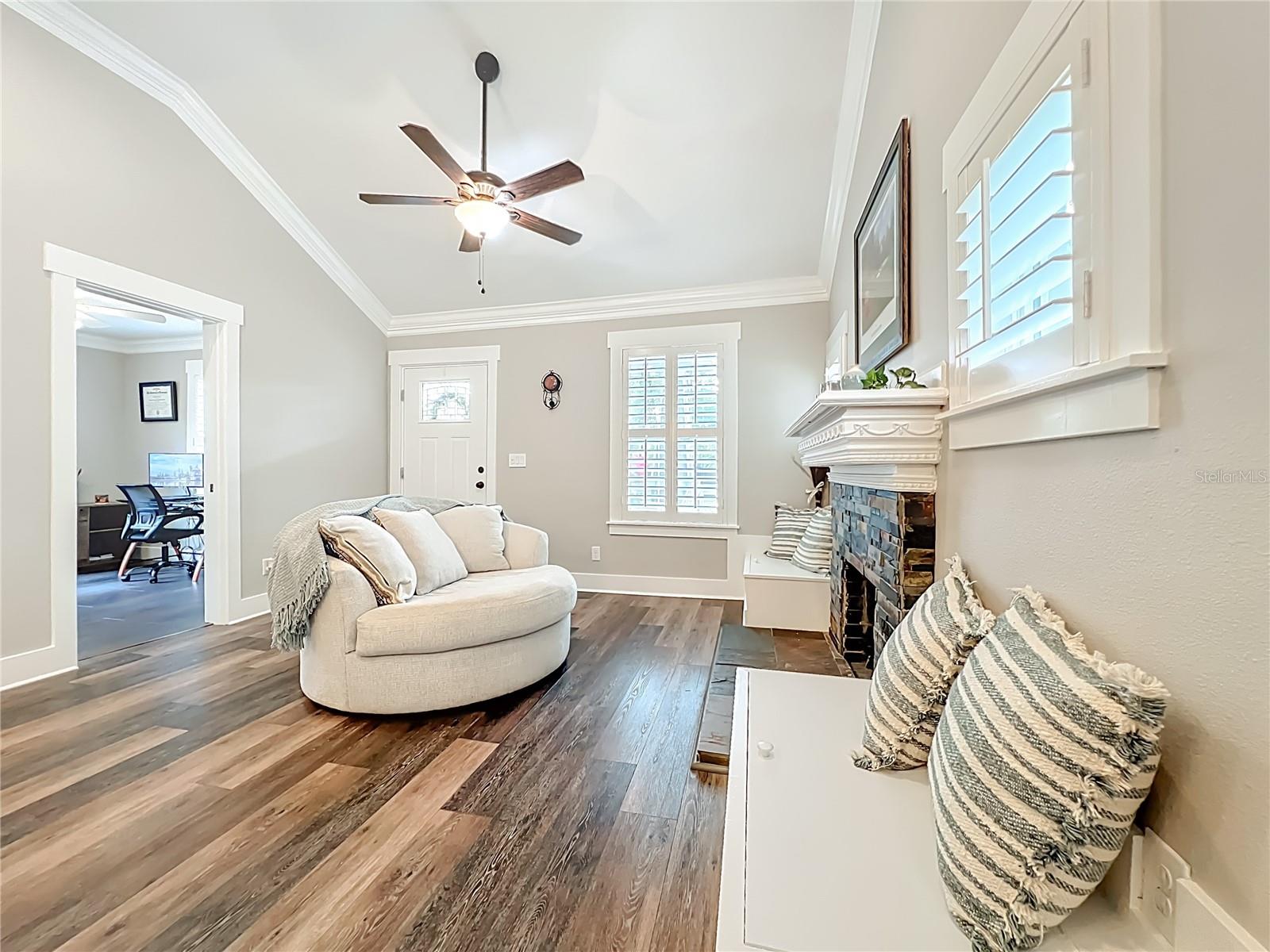 Image 9 of 55 For 1513 Pinecrest Place