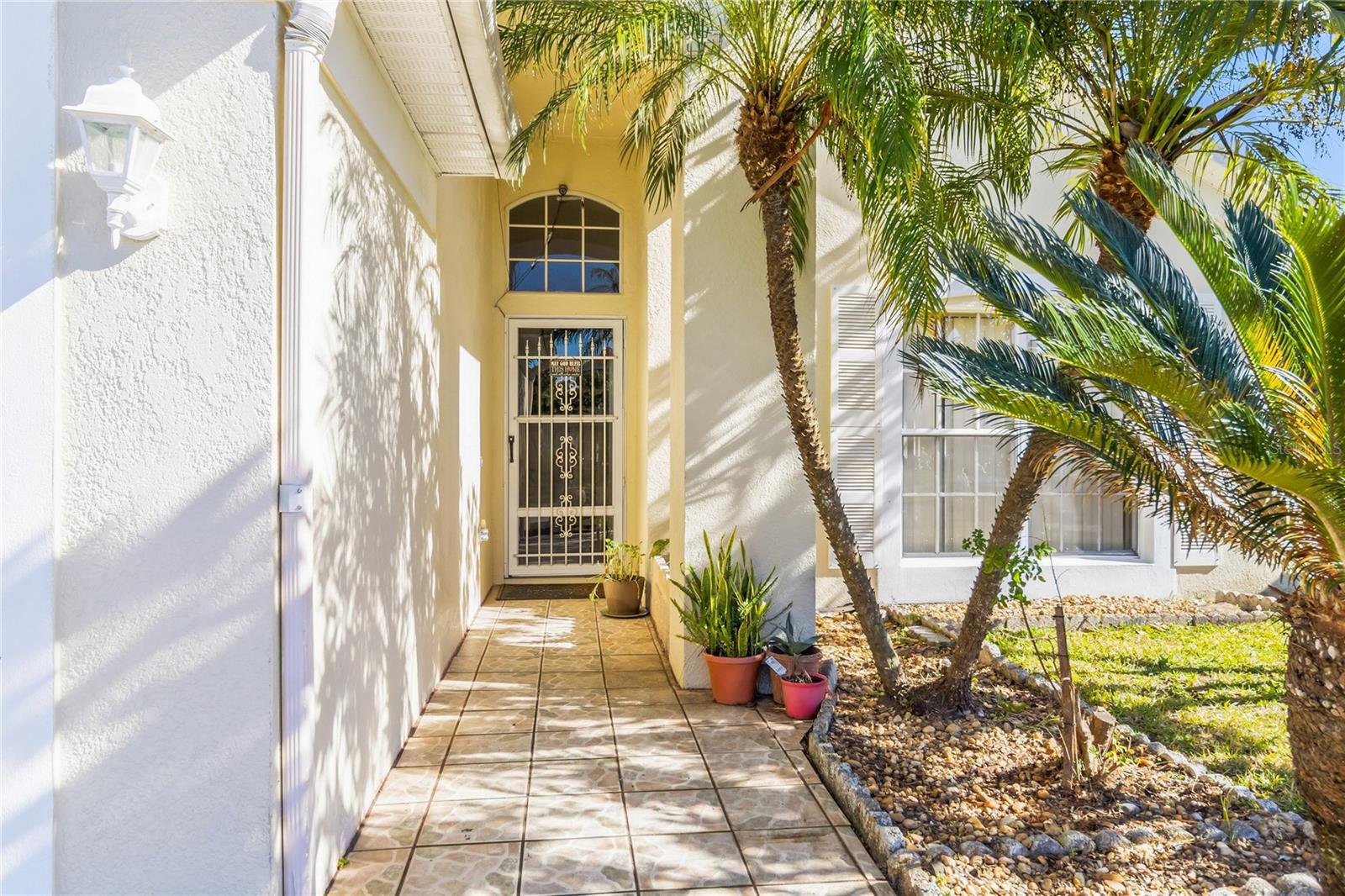 Image 4 of 16 For 1809 Edinburgh Street