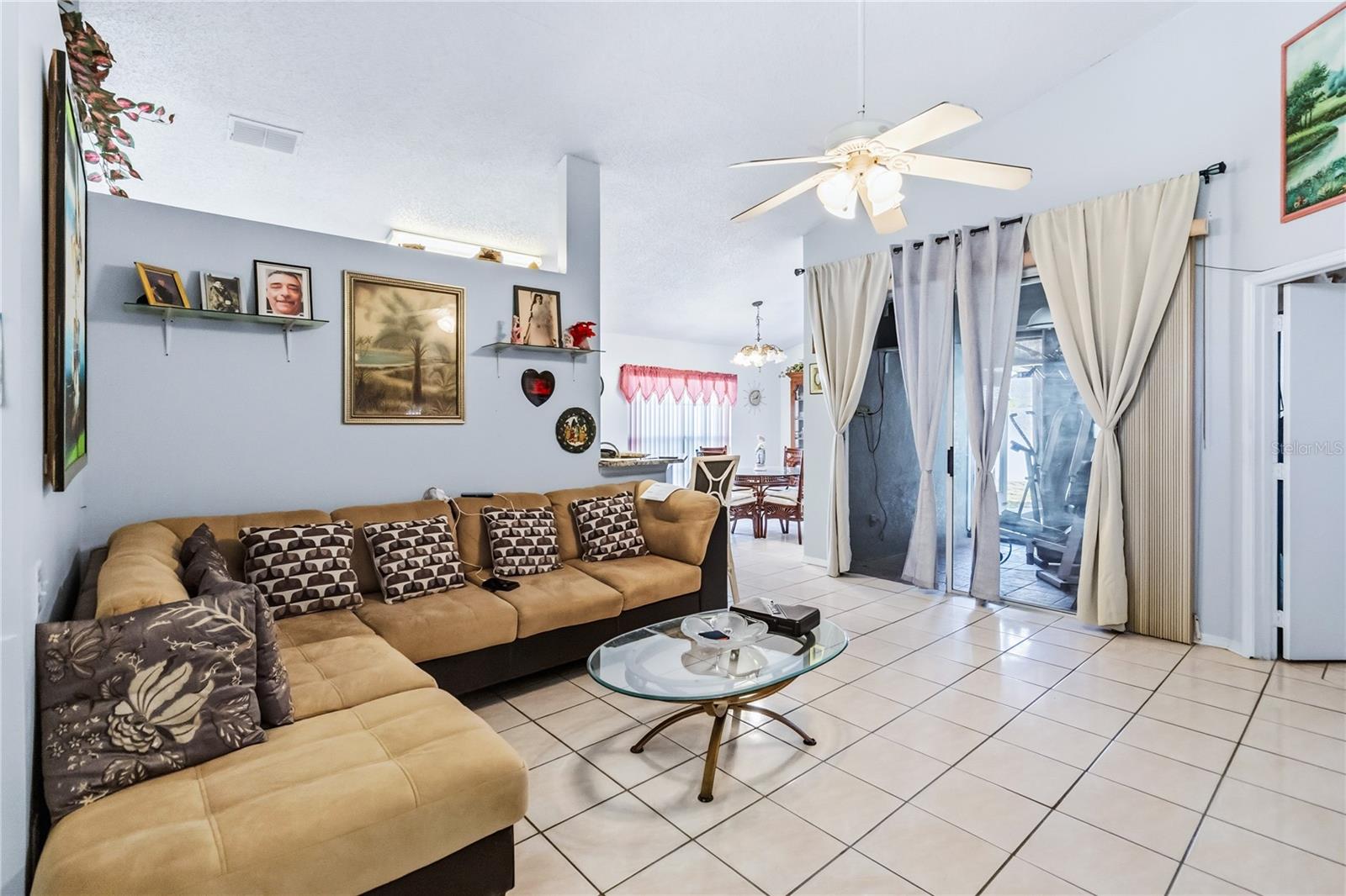 Image 9 of 16 For 1809 Edinburgh Street