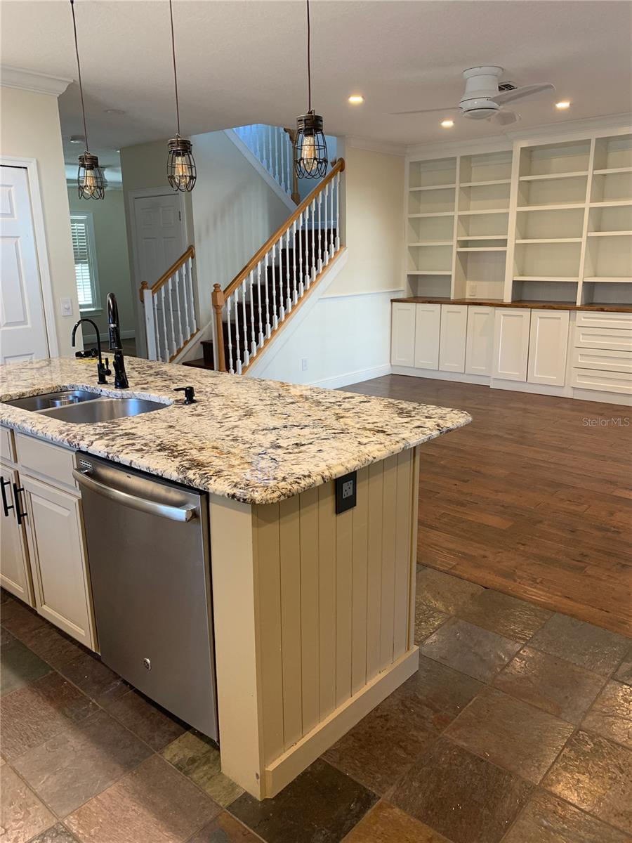 Image 24 of 31 For 910 Pawstand Road