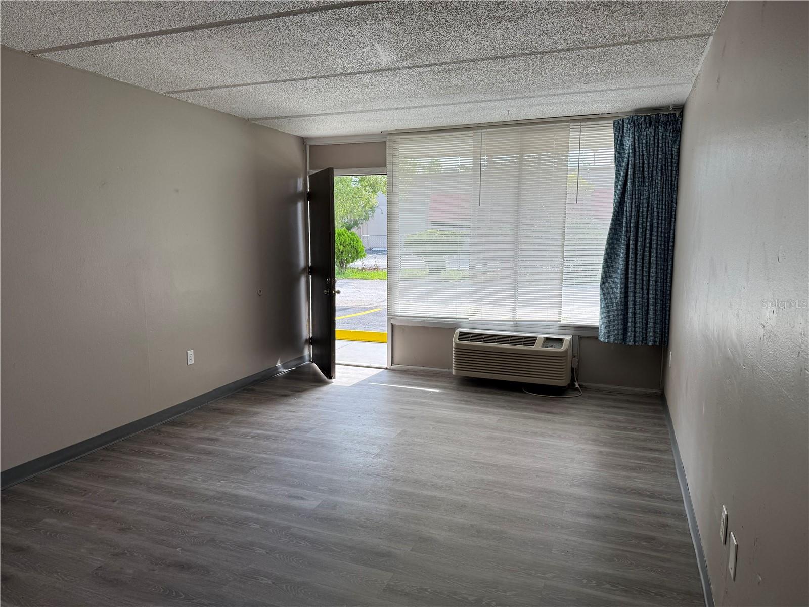 Image 8 of 9 For 5020 Irlo Bronson Memorial Highway 255