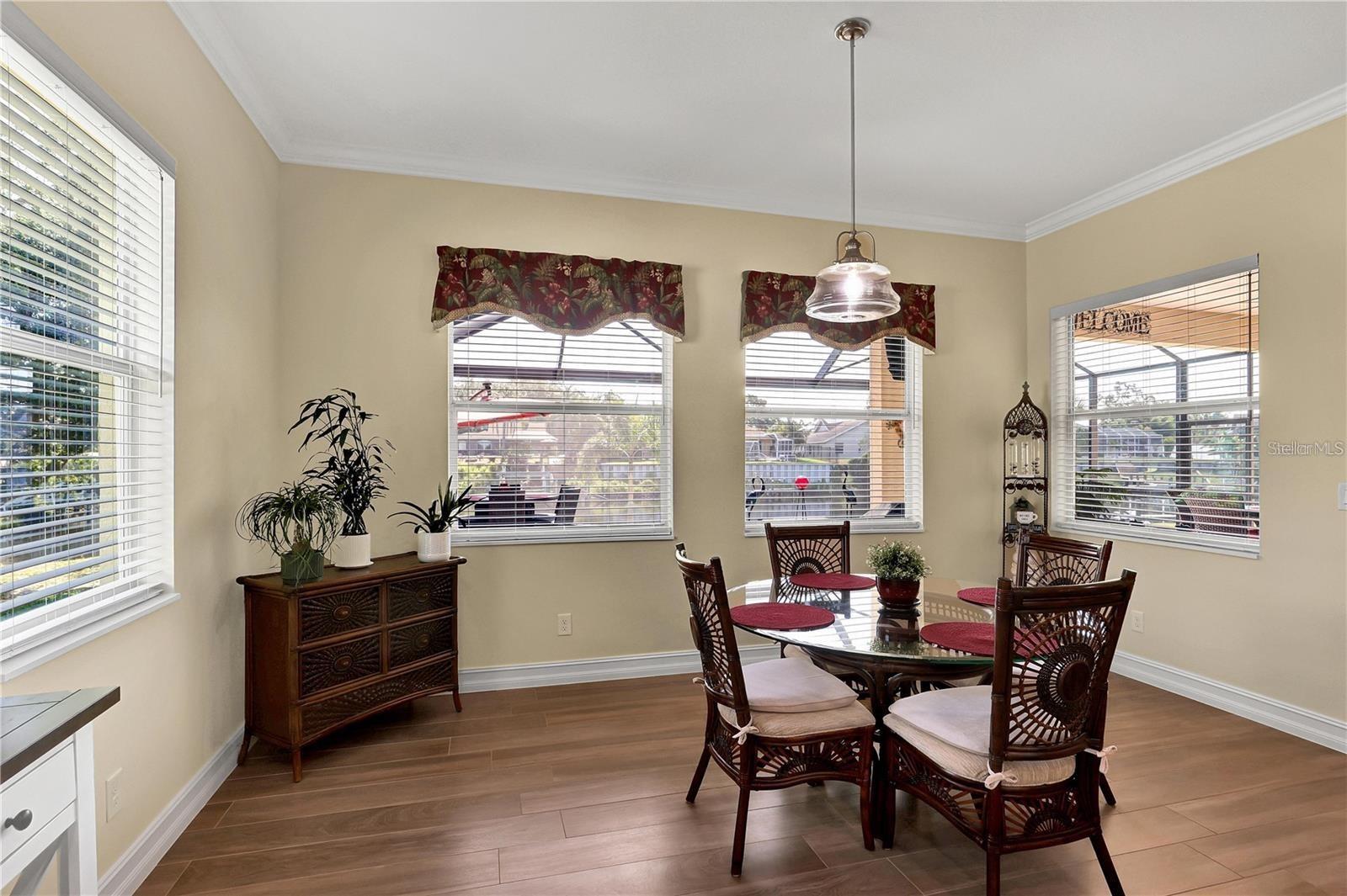 Image 19 of 46 For 5497 56th Court E