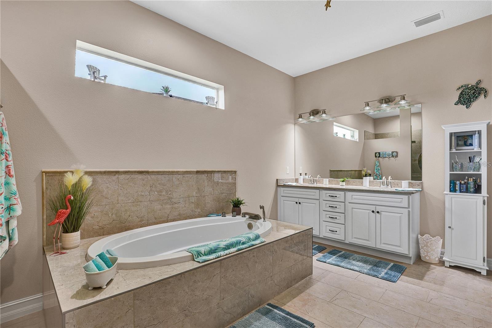 Image 26 of 46 For 5497 56th Court E