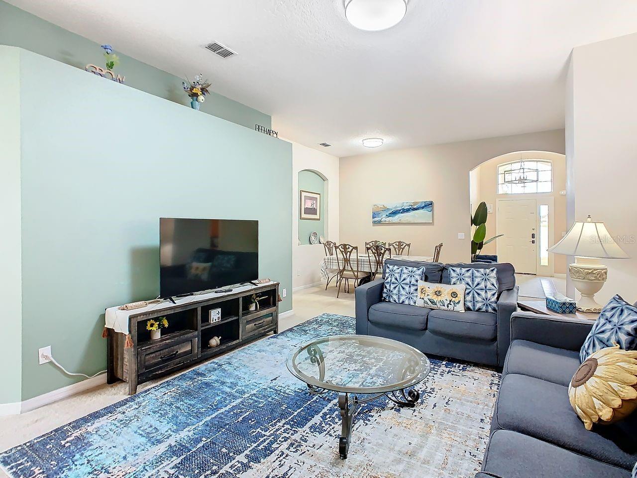 Image 12 of 50 For 349 Oxford Drive