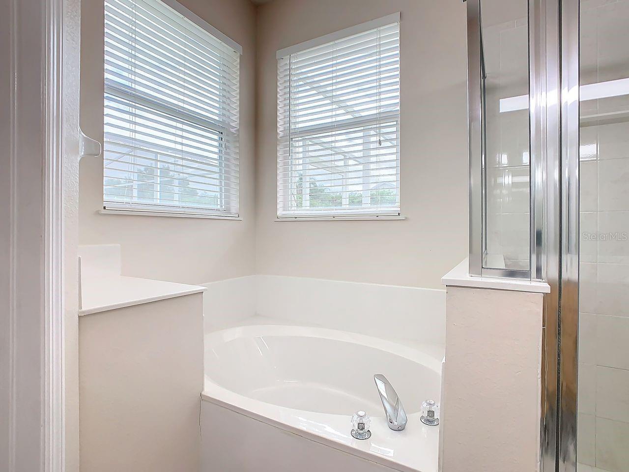 Image 27 of 50 For 349 Oxford Drive