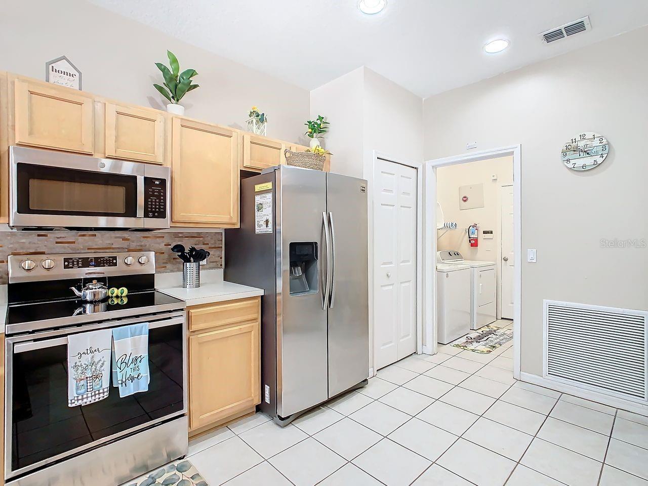 Image 32 of 50 For 349 Oxford Drive