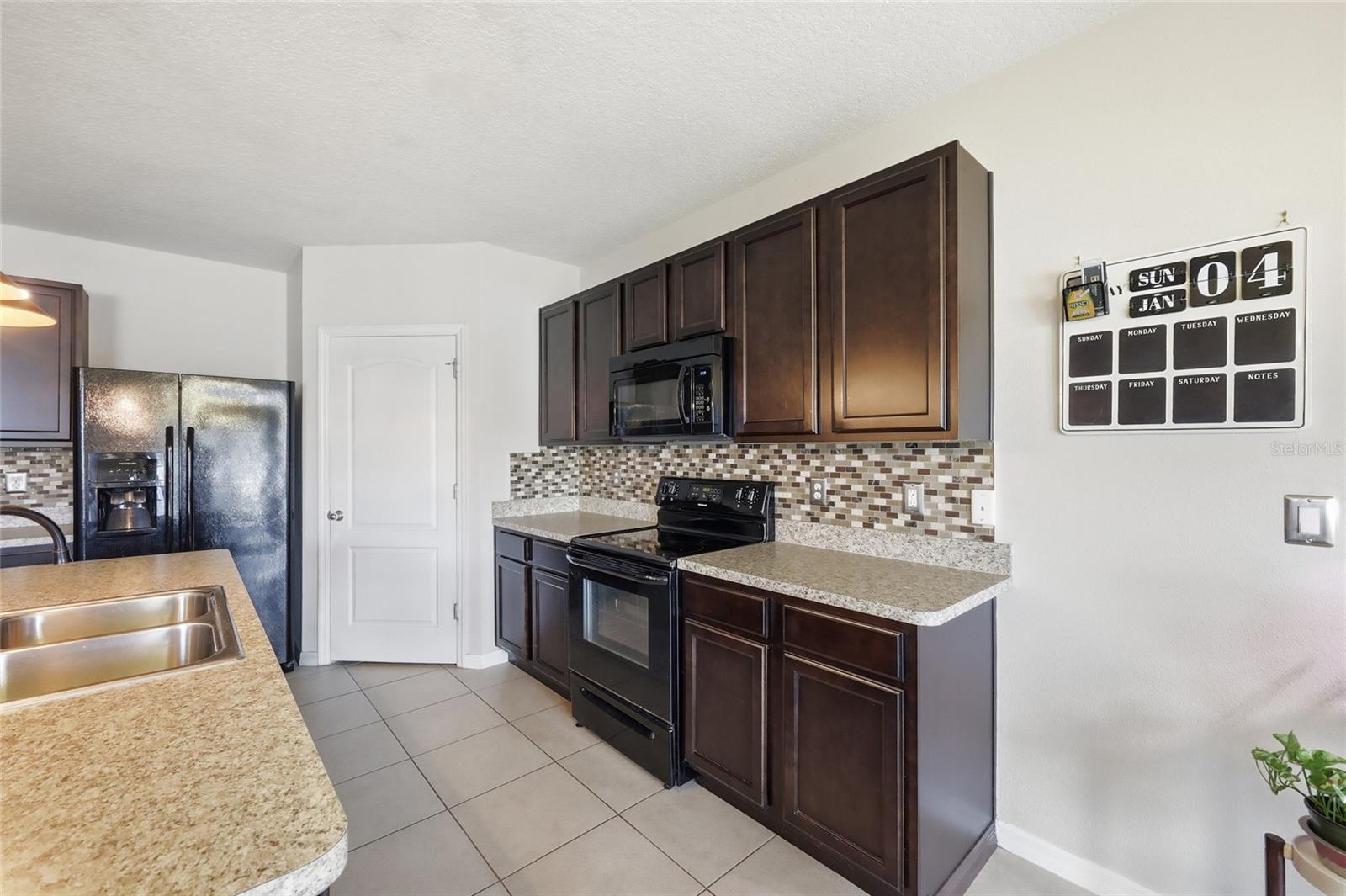 Image 15 of 55 For 159 Lazy Willow Drive