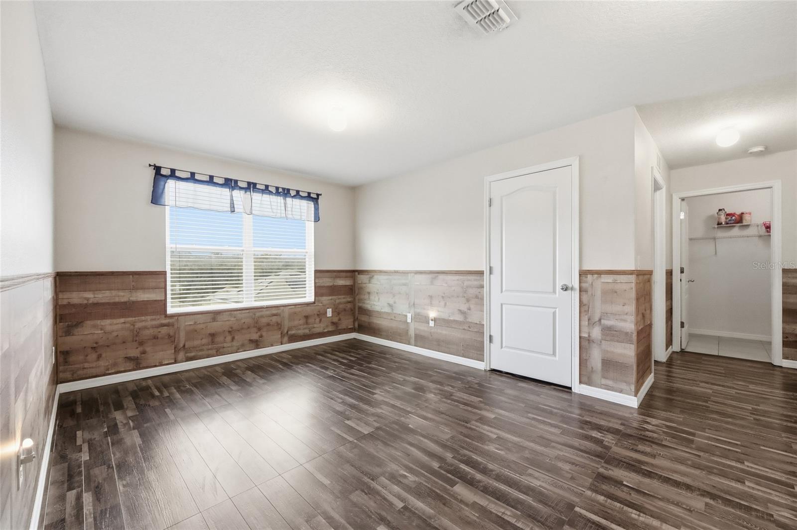 Image 28 of 55 For 159 Lazy Willow Drive