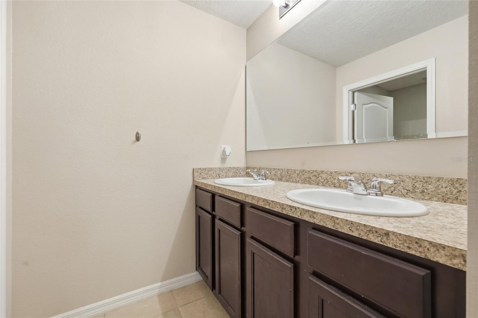 Image 30 of 55 For 159 Lazy Willow Drive