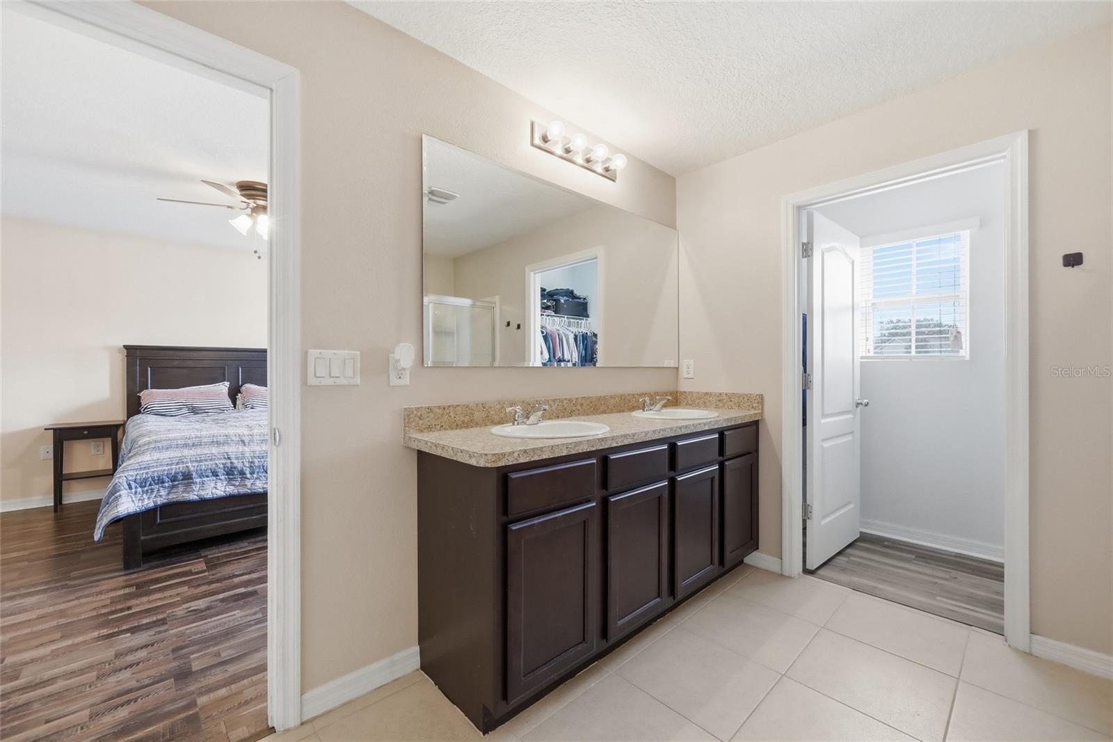 Image 36 of 55 For 159 Lazy Willow Drive