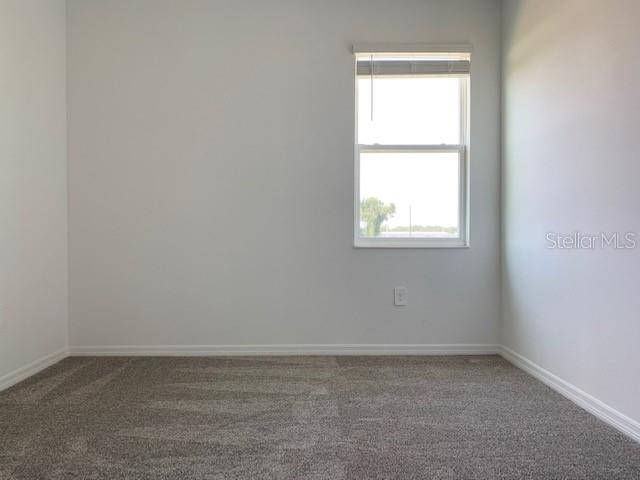 Image 12 of 31 For 656 Grove Street