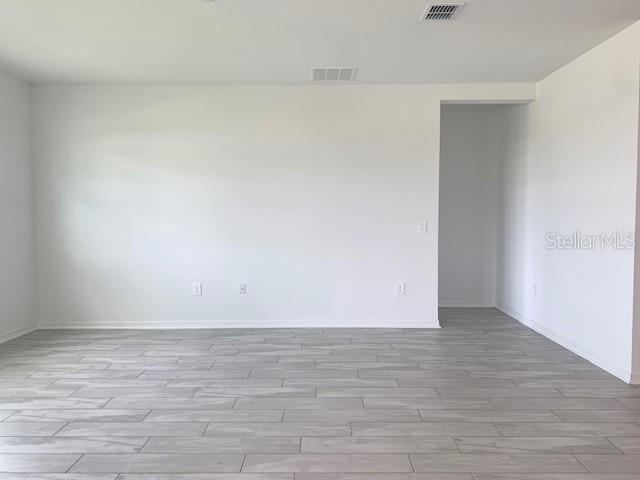 Image 23 of 31 For 656 Grove Street