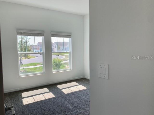 Image 5 of 31 For 656 Grove Street