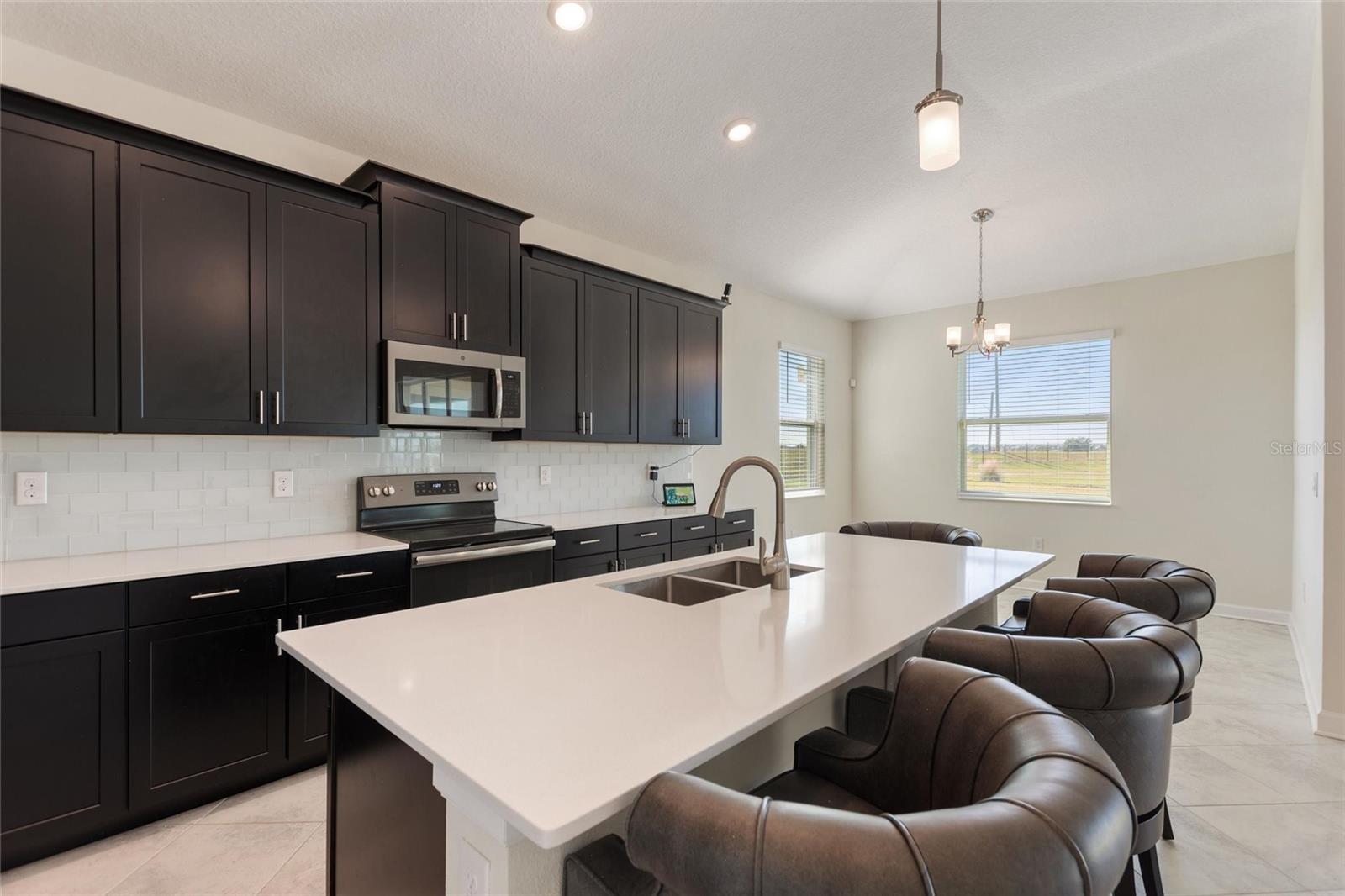 Image 12 of 98 For 1142 Trappers Trail Loop