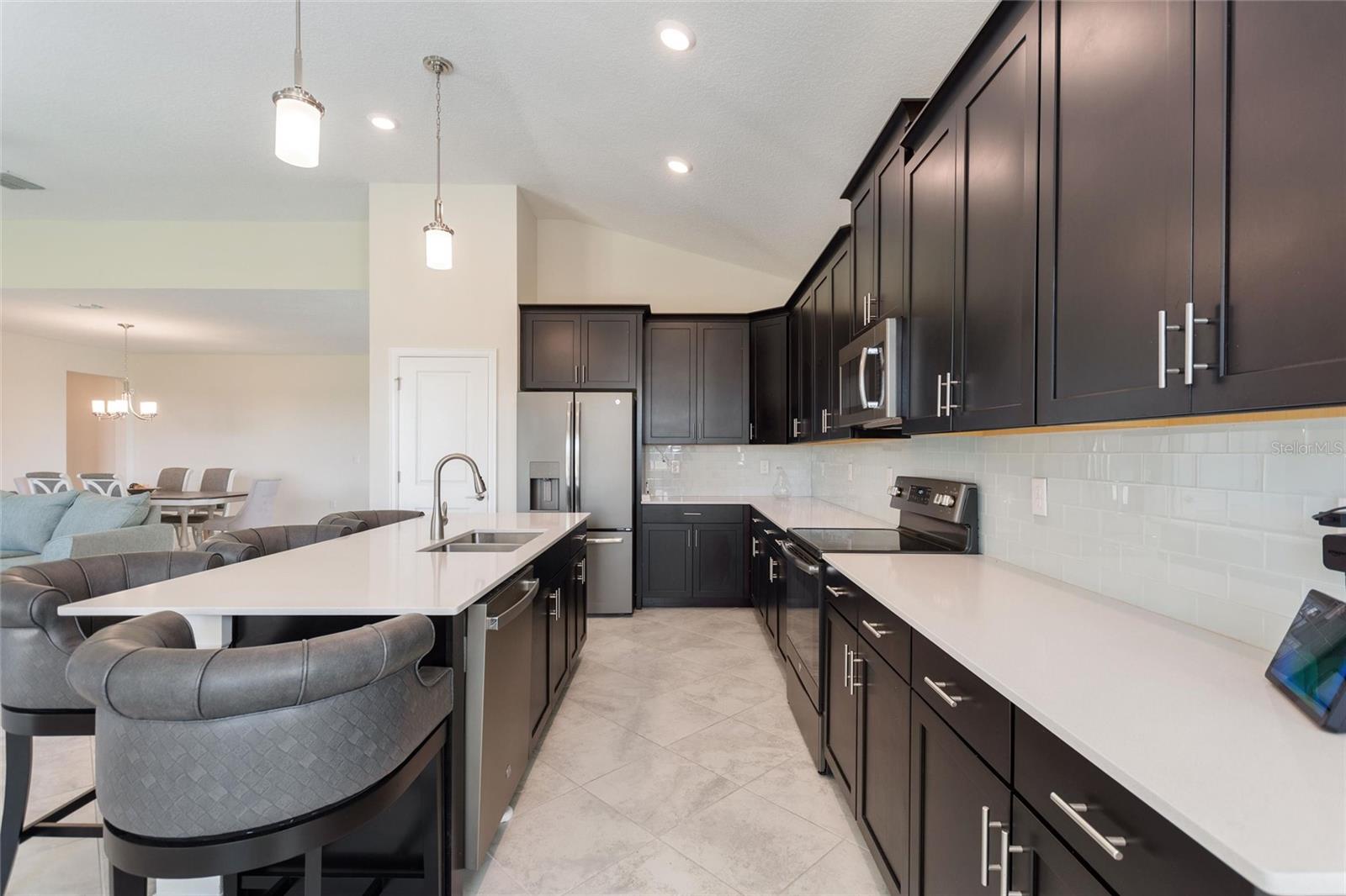 Image 14 of 98 For 1142 Trappers Trail Loop